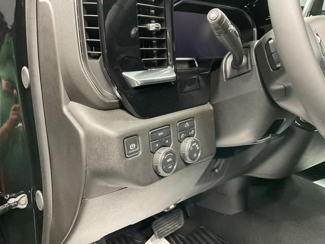 Photo of 2026 Black Chevrolet Silverado 1500