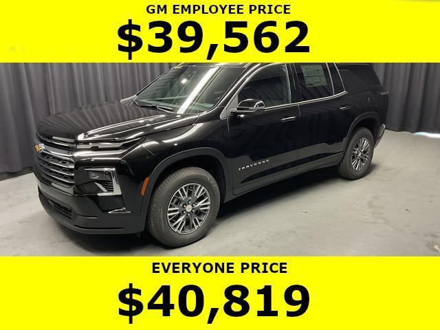 Photo of 2026 Mosaic Black Metallic Chevrolet Traverse