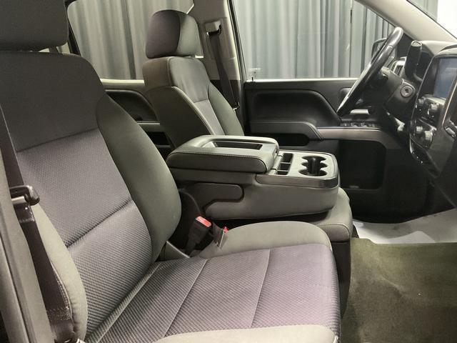 Photo of 2015 Black Chevrolet Silverado 1500