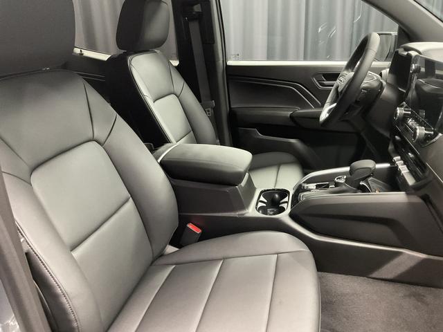 Photo of 2026 Sterling Gray Metallic Chevrolet Colorado