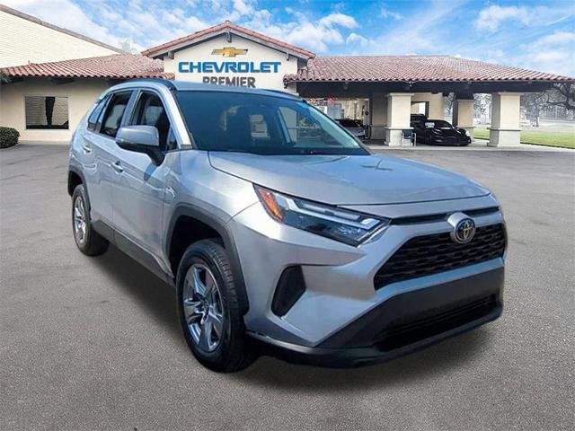 Photo of 2022 Midnight Black Metallic Toyota RAV4