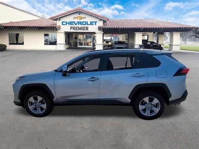 Photo of 2022 Midnight Black Metallic Toyota RAV4