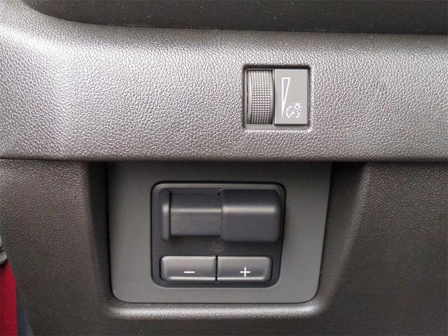 Photo of 2025 Radiant Red Chevrolet Colorado