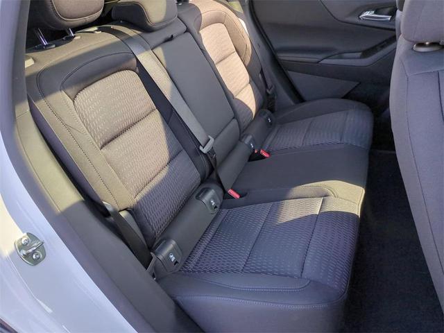 Photo of 2025 Summit White Chevrolet Equinox