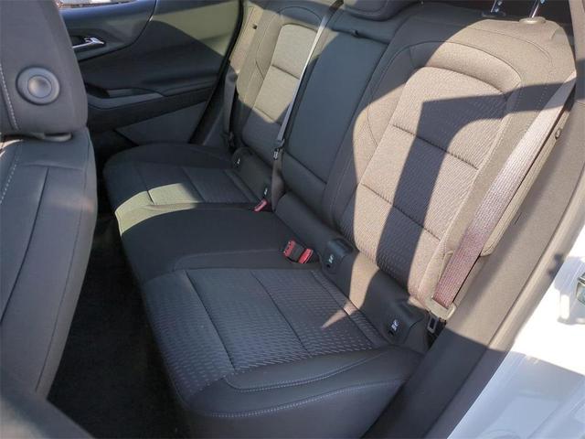 Photo of 2025 Summit White Chevrolet Equinox