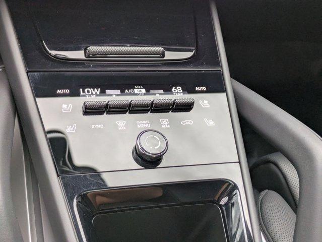 Photo of 2024 Gray Porsche Cayenne