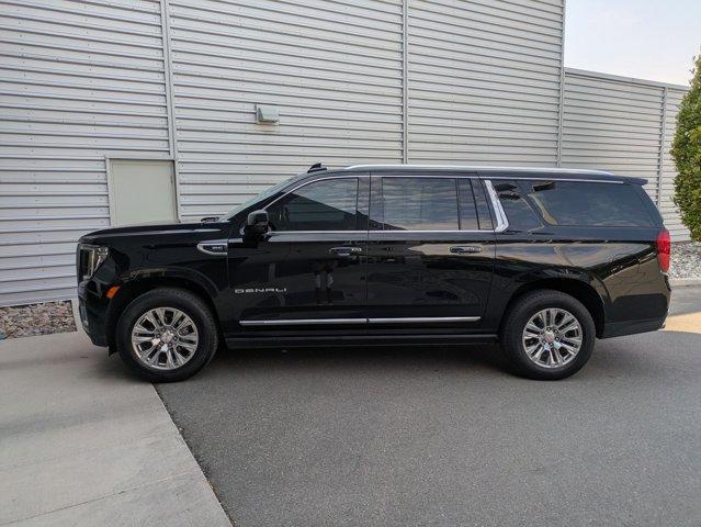 Photo of 2023 Onyx Black GMC Yukon XL