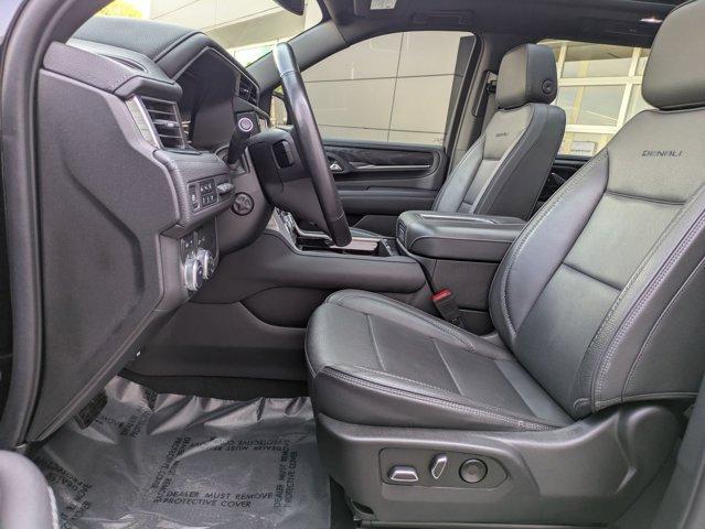 Photo of 2023 Onyx Black GMC Yukon XL