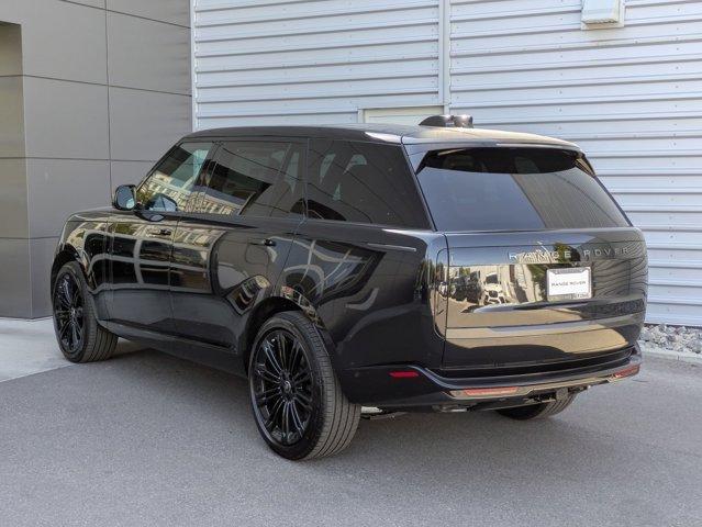 Photo of 2025 Santorini Black Land Rover Range Rover