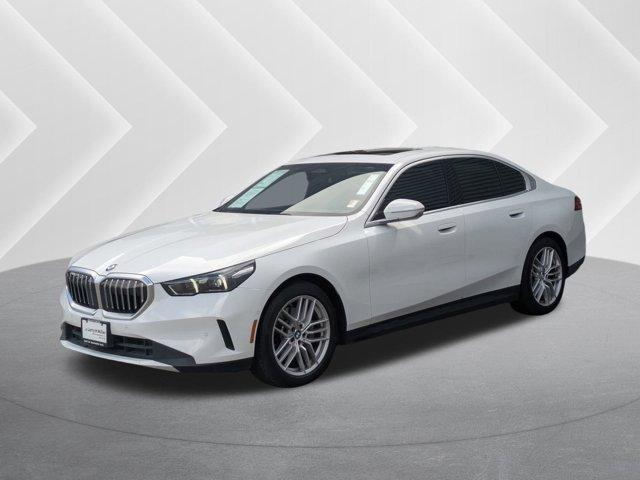 2024 BMW 530