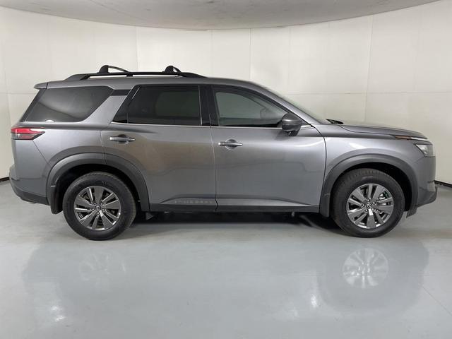 Photo of 2025 Gun Metallic Nissan Pathfinder