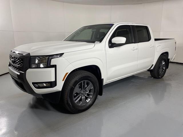 Photo of 2025 Glacier White Nissan Frontier