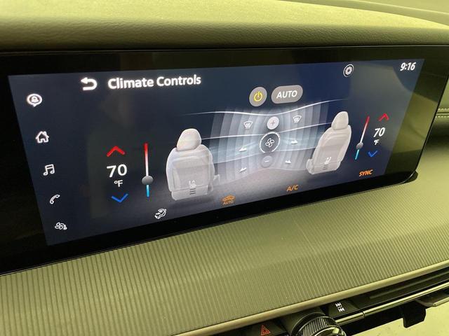Photo of 2025 Everest White Pearl Tricoat Nissan Murano