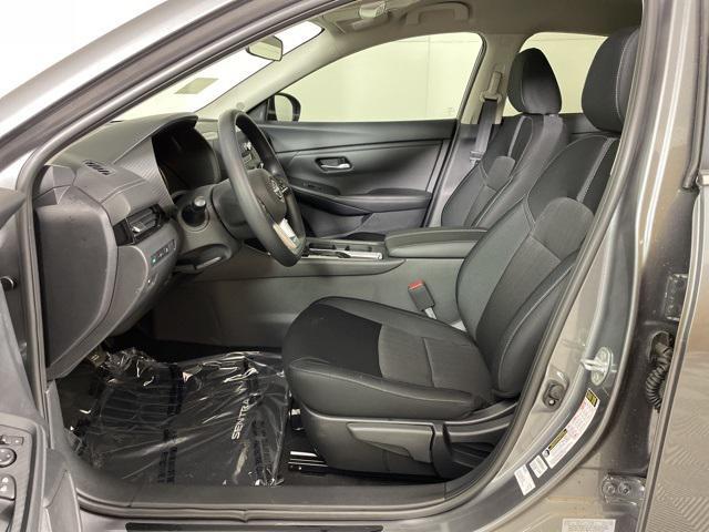 Photo of 2025 Gun Metallic Nissan Sentra