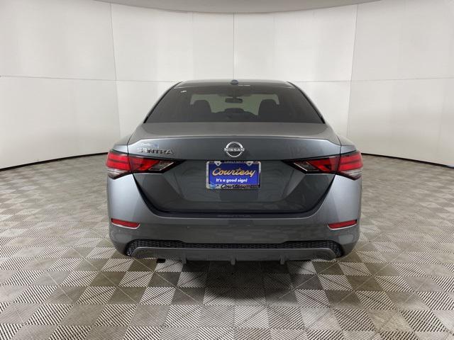 Photo of 2025 Gun Metallic Nissan Sentra