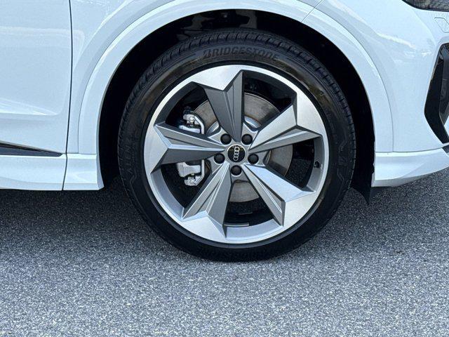 Photo of 2025 Glacier White Metallic Audi Q4 e-tron