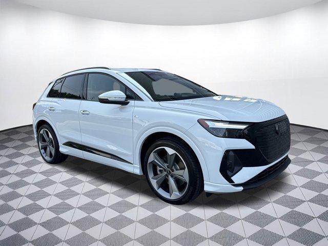 Photo of 2025 Glacier White Metallic Audi Q4 e-tron