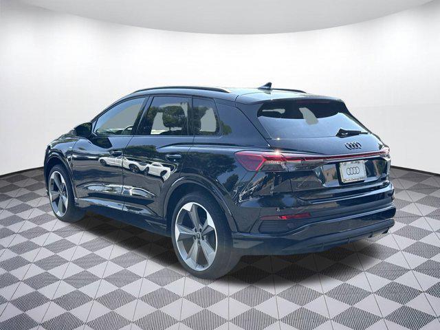 Photo of 2025 Mythos Black Metallic Audi Q4 e-tron