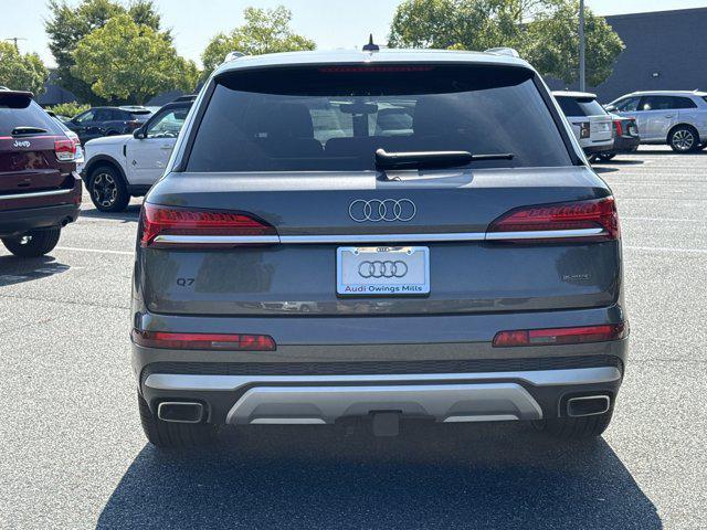 Photo of 2025 Samurai Gray Metallic Audi Q7