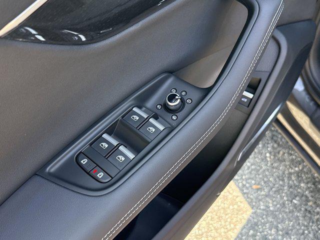 Photo of 2025 Samurai Gray Metallic Audi Q7