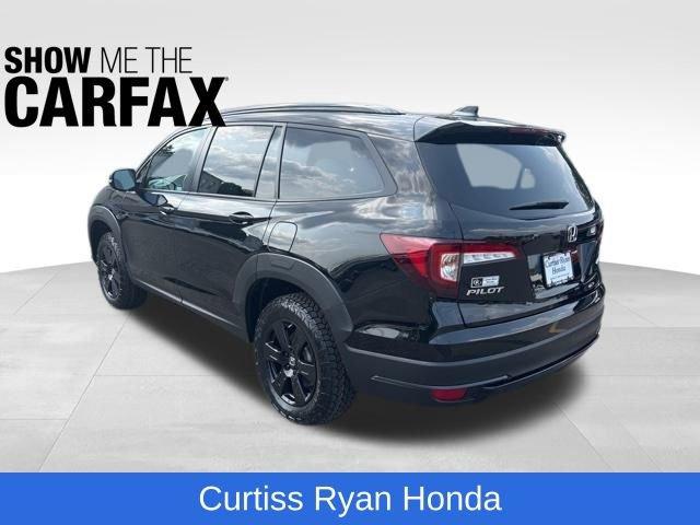Photo of 2022 Crystal Black Pearl Honda Pilot