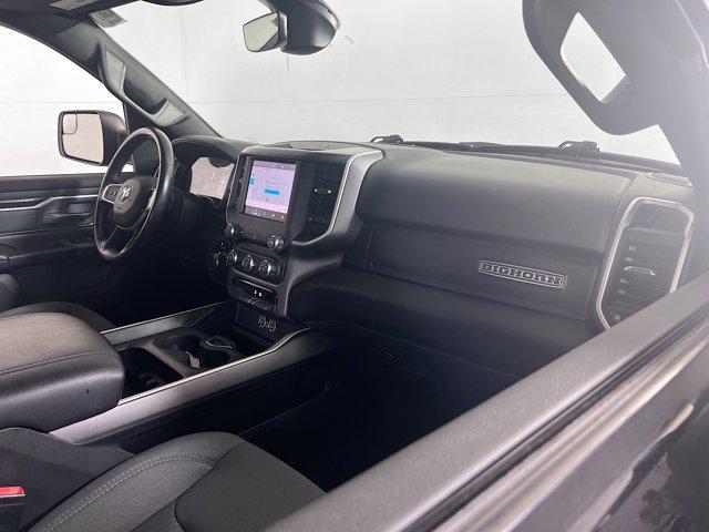 Photo of 2022 Diamond Black Crystal Pearlcoat RAM 1500