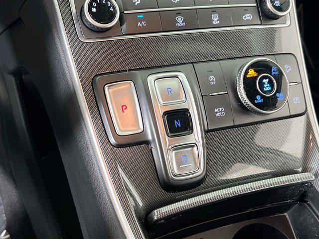 Photo of 2023 Quartz White Hyundai SANTA FE