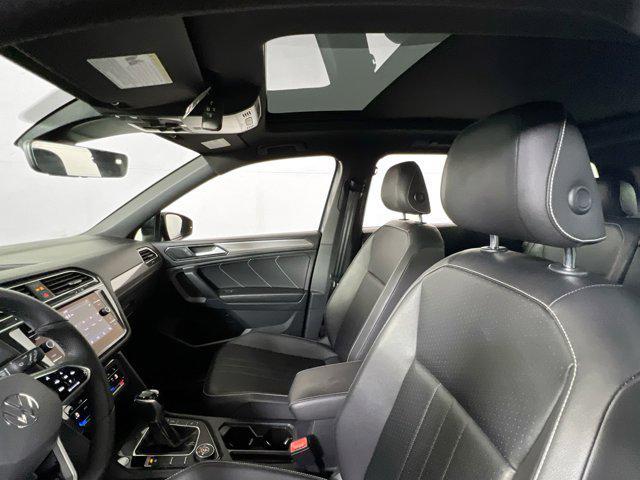Photo of 2022 Platinum Gray Metallic Volkswagen Tiguan