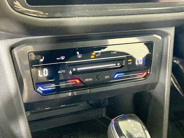 Photo of 2022 Platinum Gray Metallic Volkswagen Tiguan