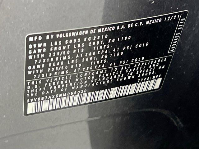 Photo of 2022 Platinum Gray Metallic Volkswagen Tiguan