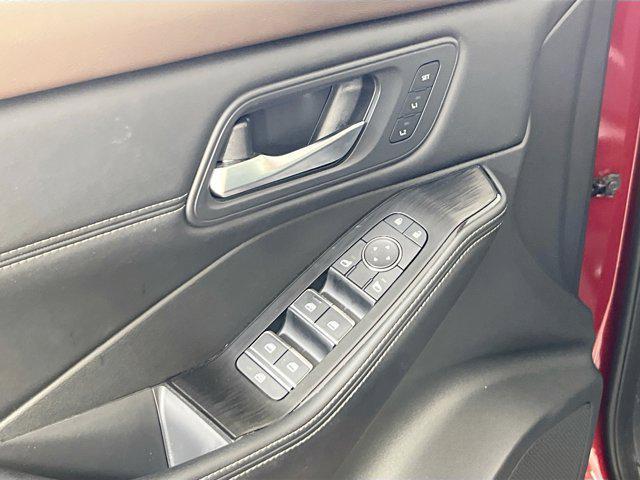 Photo of 2023 Scarlet Ember Tintcoat Nissan Rogue