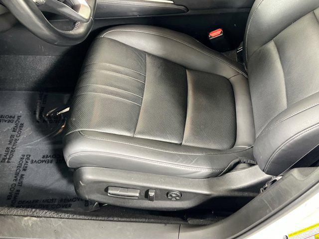 Photo of 2022 Platinum White Pearl Honda Accord