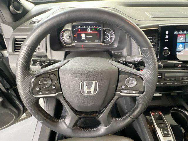 Photo of 2022 Lunar Silver Metallic Honda Passport