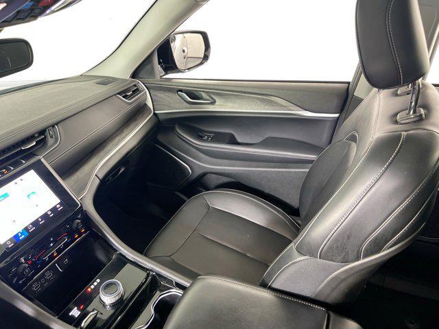 Photo of 2022 Baltic Gray Metallic Clearcoat Jeep Grand Cherokee