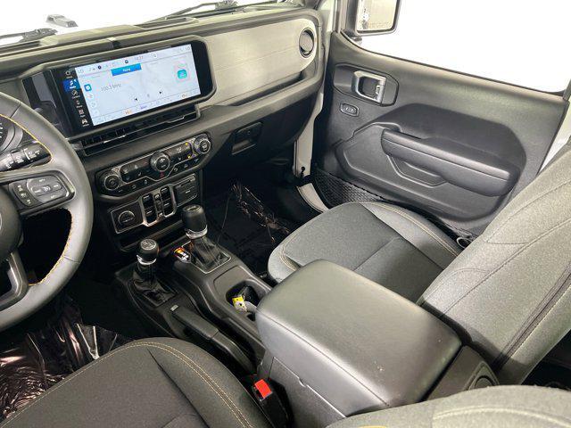 Photo of 2024 Bright White Clearcoat Jeep Wrangler