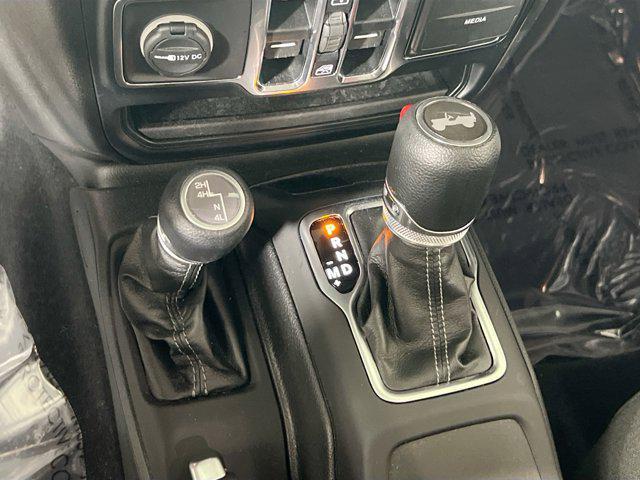 Photo of 2024 Bright White Clearcoat Jeep Wrangler