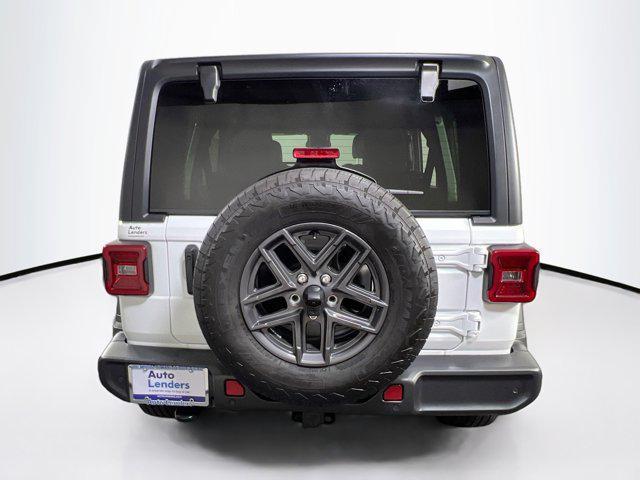 Photo of 2024 Bright White Clearcoat Jeep Wrangler