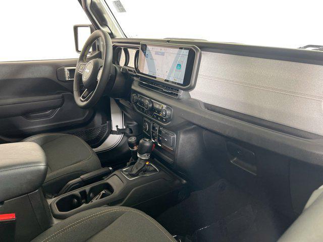 Photo of 2024 Bright White Clearcoat Jeep Wrangler