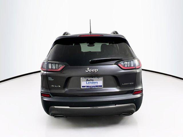 Photo of 2022 Granite Crystal Metallic Clearcoat Jeep Cherokee