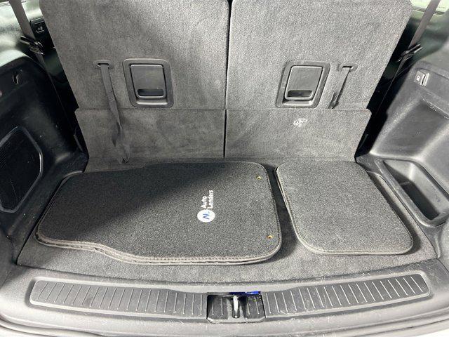 Photo of 2021 Bright White Clearcoat Jeep Grand Cherokee L