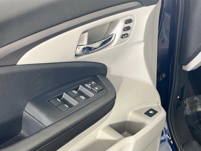 Photo of 2022 Obsidian Blue Pearl Honda Ridgeline