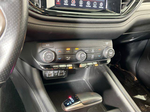 Photo of 2021 Destroyer Gray Clearcoat Dodge Durango