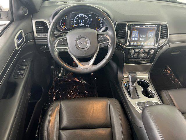 Photo of 2022 Bright White Clearcoat Jeep Grand Cherokee