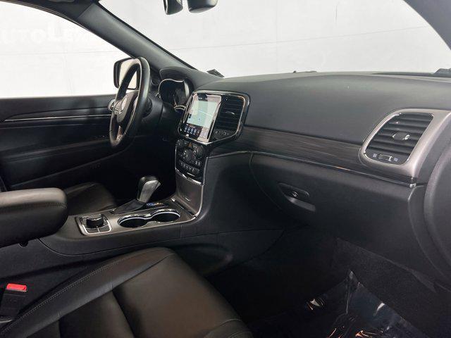 Photo of 2022 Bright White Clearcoat Jeep Grand Cherokee