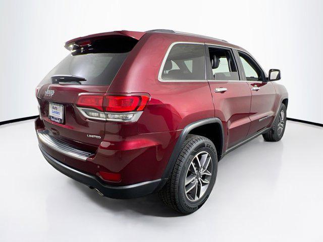Photo of 2022 Velvet Red Pearlcoat Jeep Grand Cherokee