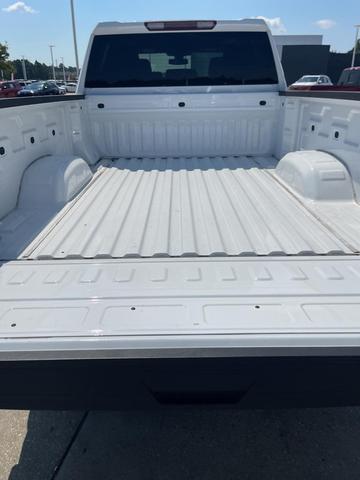 Photo of 2022 Summit White Chevrolet Silverado 2500