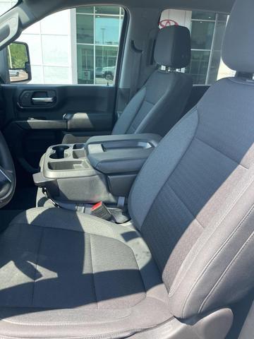 Photo of 2022 Summit White Chevrolet Silverado 2500