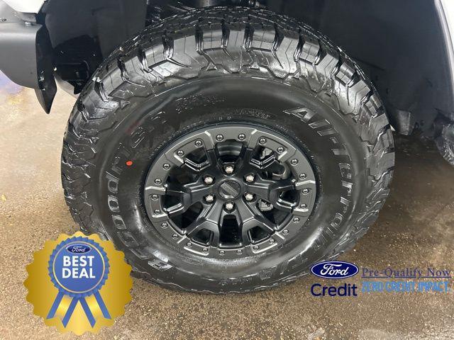 Photo of 2024 Oxford White Ford Bronco