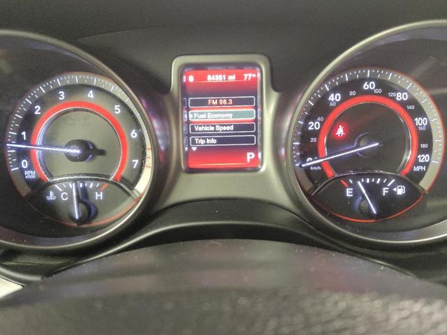 Photo of 2018 White Dodge Journey