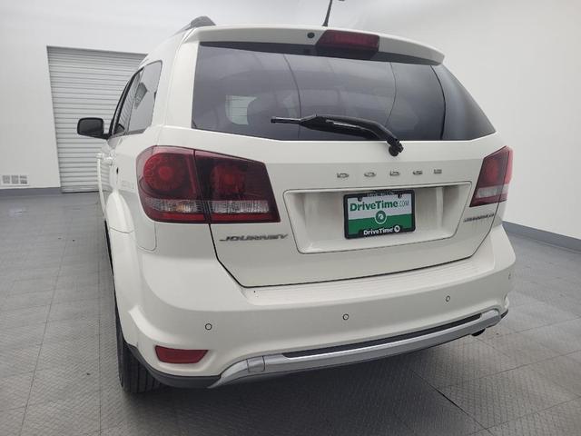 Photo of 2018 White Dodge Journey